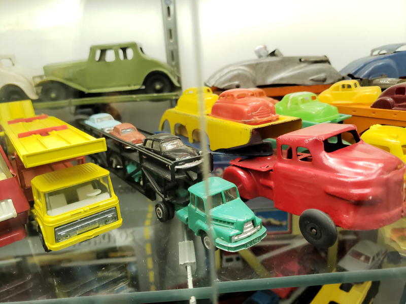 Illustration for article titled Diecast On The Road - Illinois and Indiana